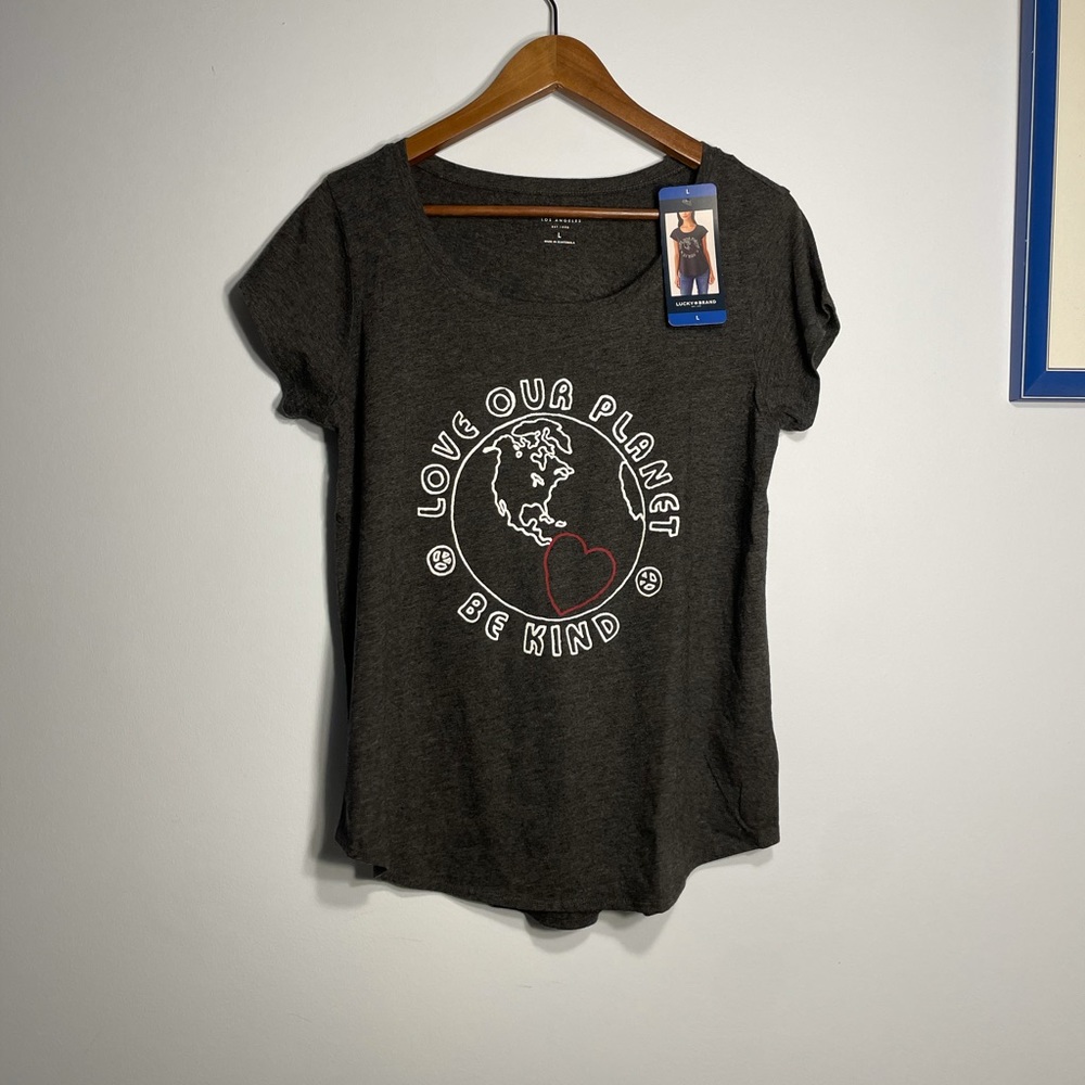 Lucky brand tee shirt